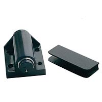 Защелка магнитная одинарная черная возвратная с отв. планкой, 21579/21578 Защелка магнитная одинарная черная возвратная с отв. планкой, 21579/21578