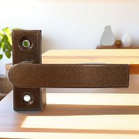 Ручка оконная РО-10 брон.металлик 35мм (10) Ручка оконная РО-10 брон.металлик 35мм (10)